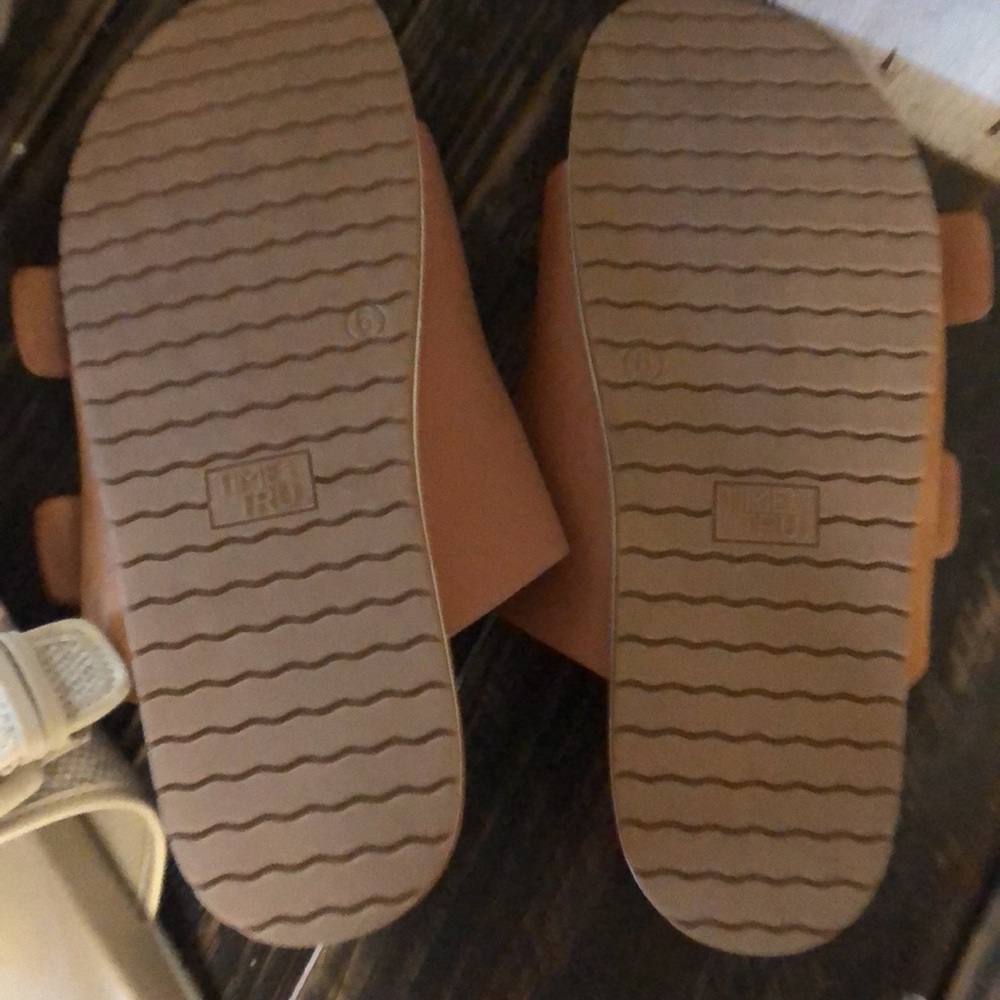 Time and Tru slip on sandal buckle cream brown taupe like new lot of 3 sโฆ - Picture 3 of 16